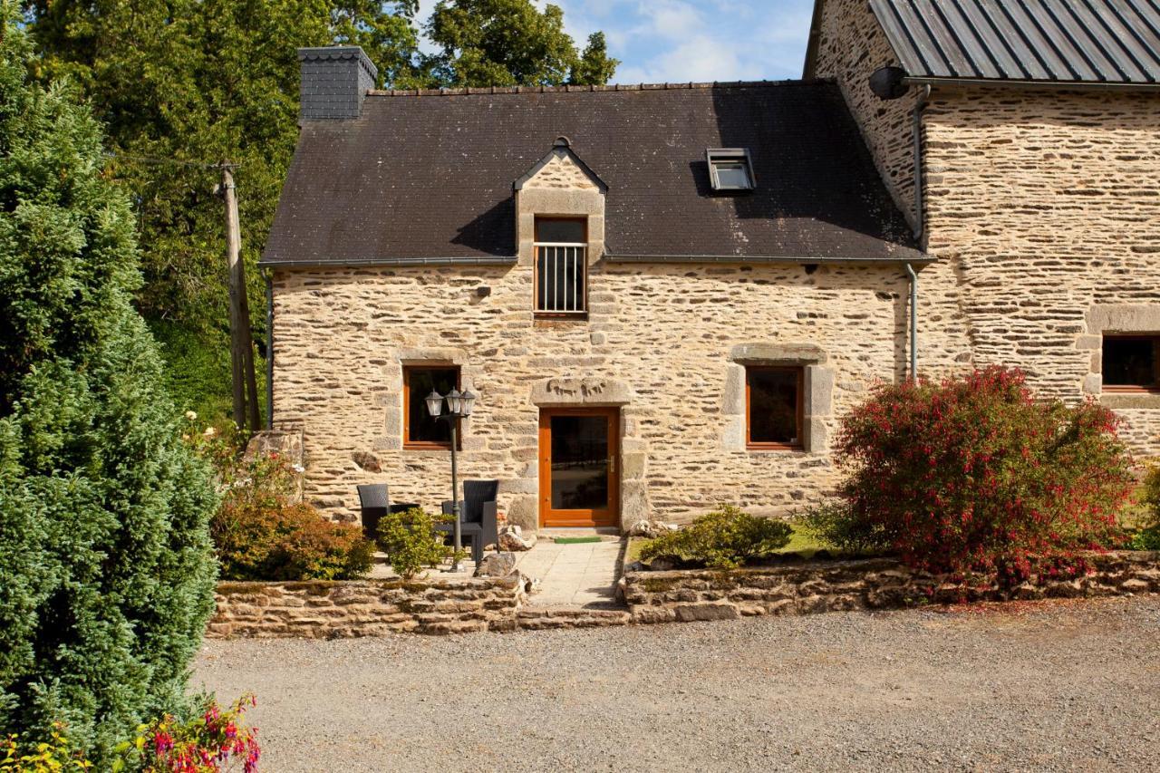 Stone Cottage With Modern Cosy Interior Near To Josselin Perfect Retreat For Writers Or Star Gazers Guégon Exterior foto